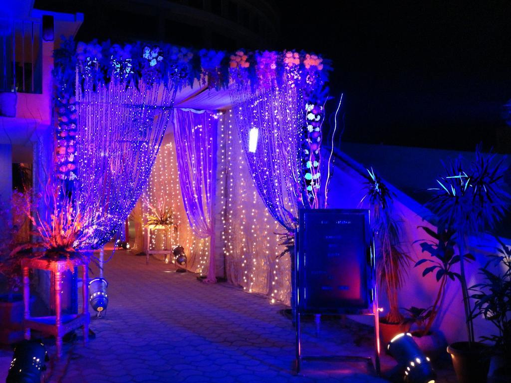 Gulmor Hotel ลูดิฮานา ภายนอก รูปภาพ